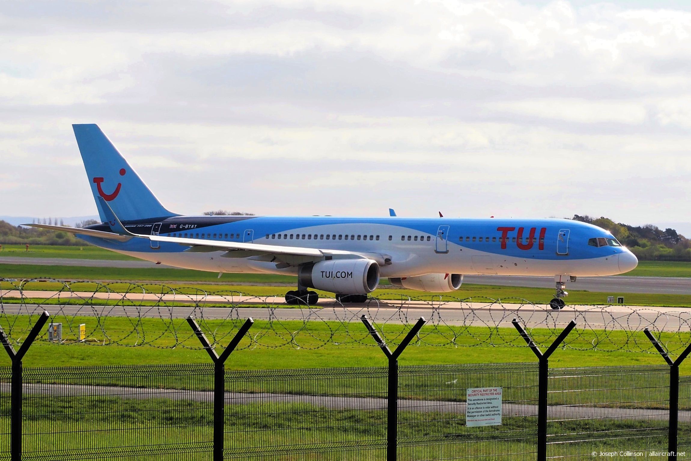 G-BYAY · Boeing 757-204(WL) · (MAN / EGCC)