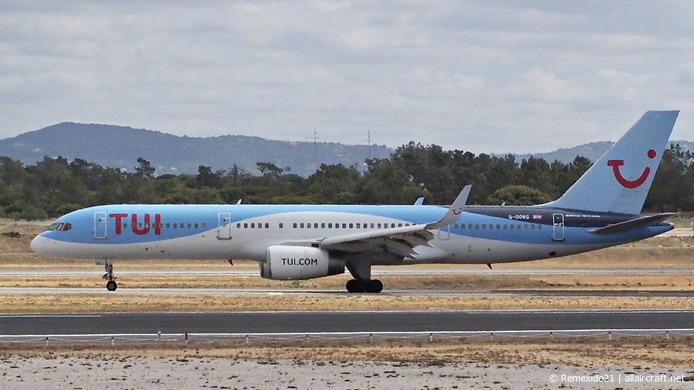G-OOBG · Boeing 757-236(WL) · (FAO / LPFR)