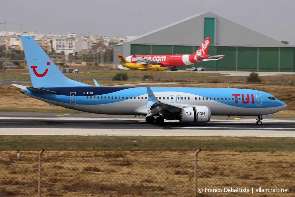 G-TUML · Boeing 737-8 MAX · (MLA / LMML)