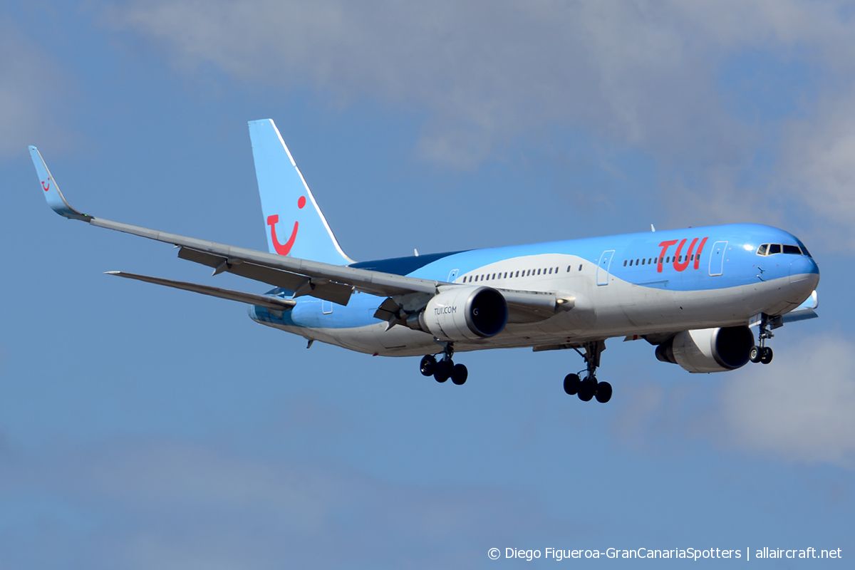 G-OBYF · Boeing 767-304(ER)(WL) · (LPA / GCLP)