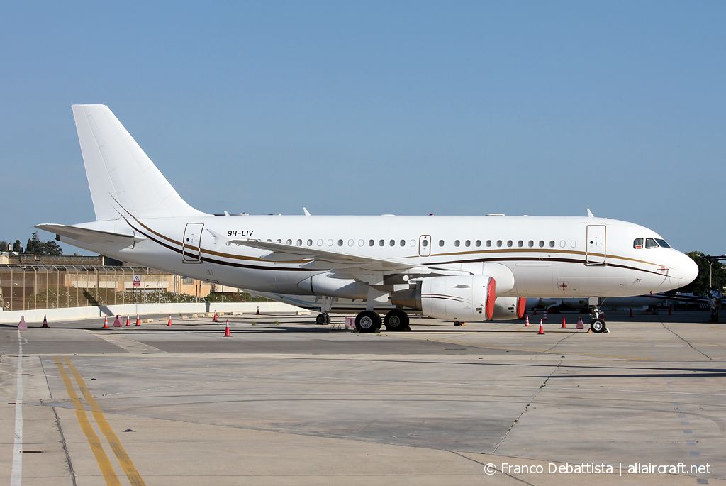 9H-LIV · Airbus A319-115(CJ) · (MLA / LMML)