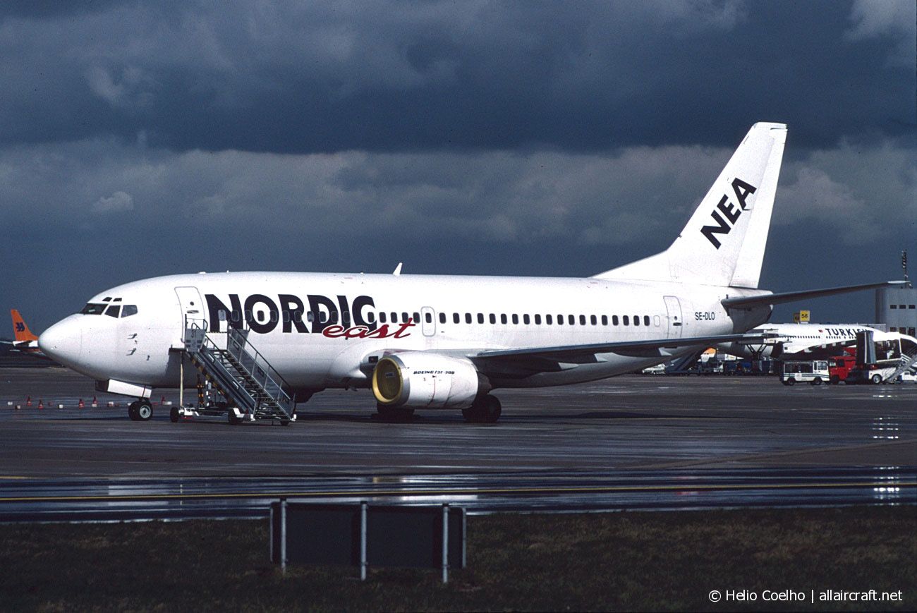 SE-DLO · Boeing 737-3Y0 · (DUS / EDDL)