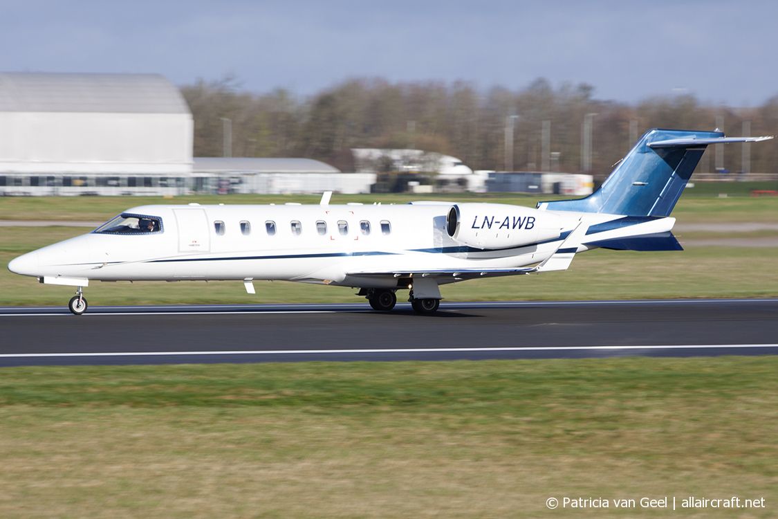 LN-AWB · Bombardier Learjet 45 · (MAN / EGCC)