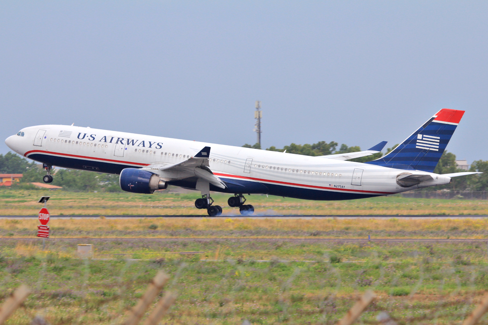 N275AY · Airbus A330-323 · (FCO / LIRF)