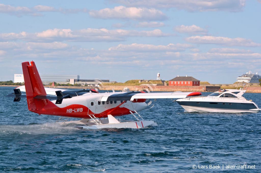 HB-LWB · De Havilland Canada DHC-6-300 Twin Otter · (QEC / EKCC)