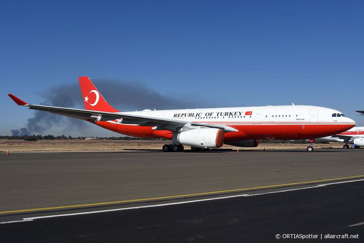 TC-TUR · Airbus A330-243 Prestige · (JNB / FAOR)