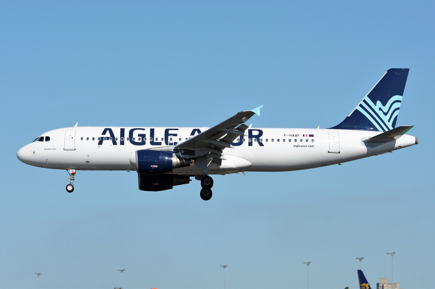 F-HAAF · Airbus A320-214 · (LIS / LPPT)