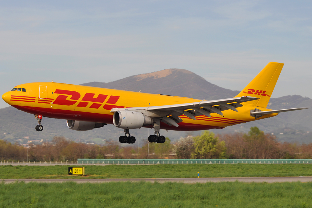 EI-OZB · Airbus A300B4-103(F) · (BGY / LIME)