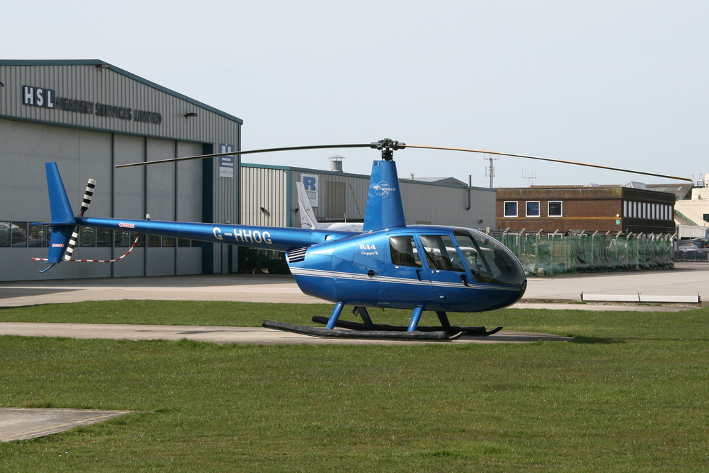 G-HHOG · Robinson R44 Clipper II · (ESH / EGKA)