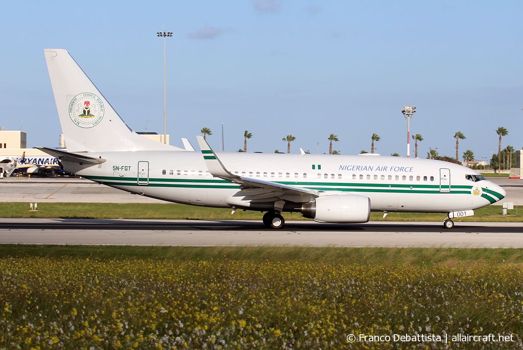 5N-FGT · Boeing 737-7N6(WL) BBJ · (MLA / LMML)