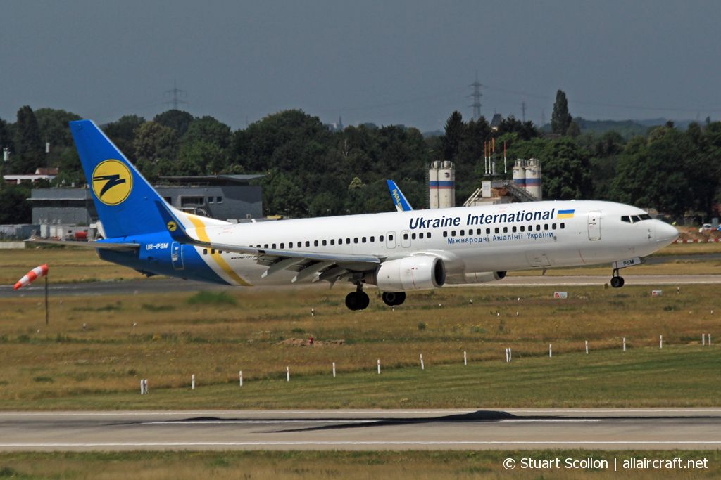 UR-PSM · Boeing 737-8FZ(WL) · (DUS / EDDL)