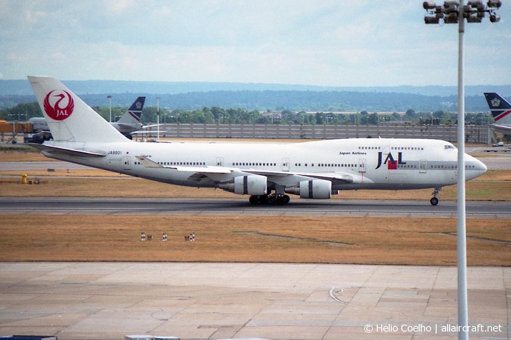 JA8901 · Boeing 747-446 · (LHR / EGLL)