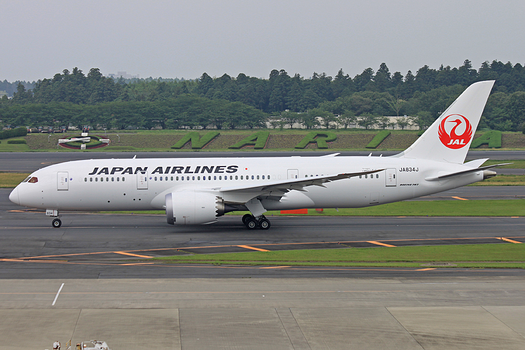 JA834J · Boeing 787-8 Dreamliner · (NRT / RJAA)