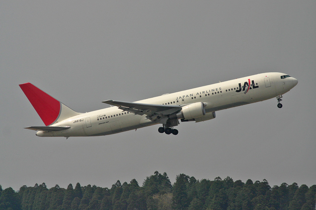 JA616J · Boeing 767-346/ER · (NRT / RJAA)