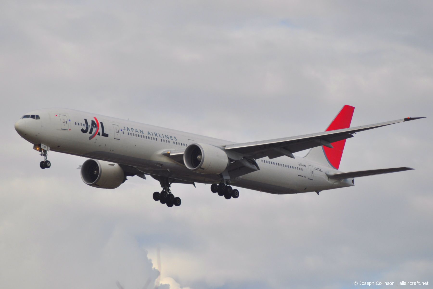 JA737J · Boeing 777-346/ER · (LHR / EGLL)