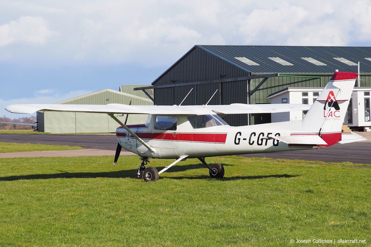 G-CGFG · Cessna 152 · (EGCV)
