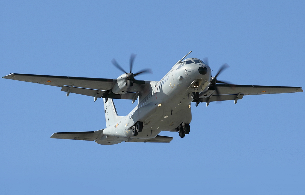 T.21-08 · CASA C-295M · (LPA / GCLP)