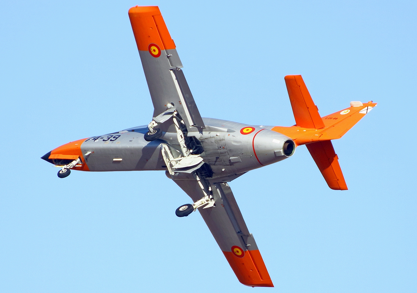 E.25-88 · CASA C-101EB Aviojet · (LPA / GCLP)