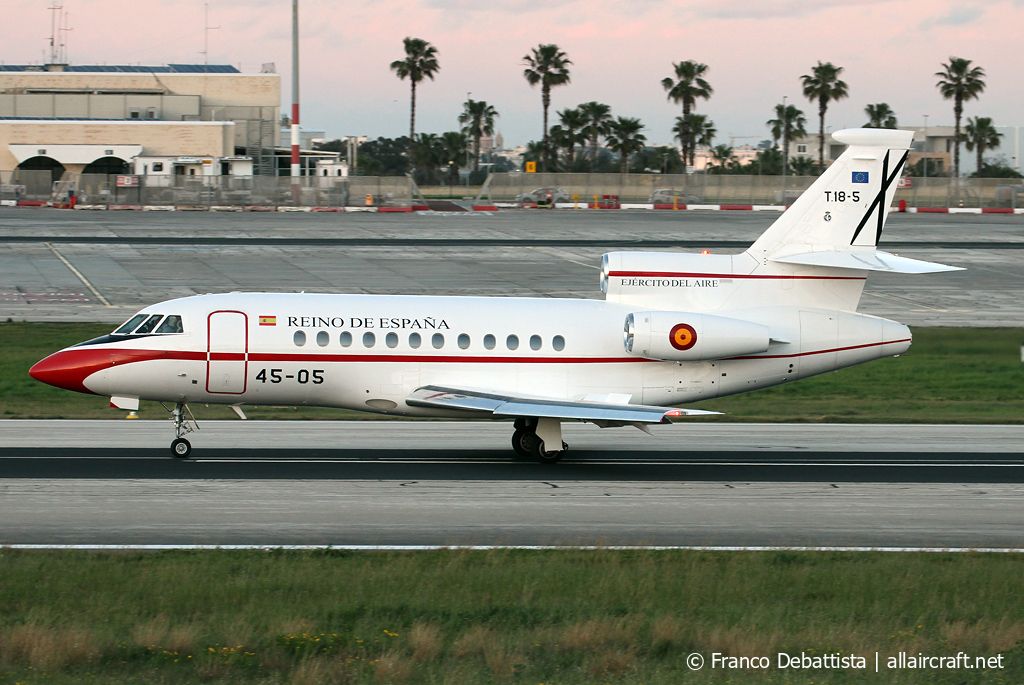 T.18-5 · Dassault Falcon 900B · (MLA / LMML)