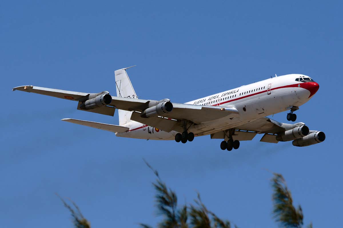 T.17-3 · Boeing 707-368C(KC) · (LPA / GCLP)