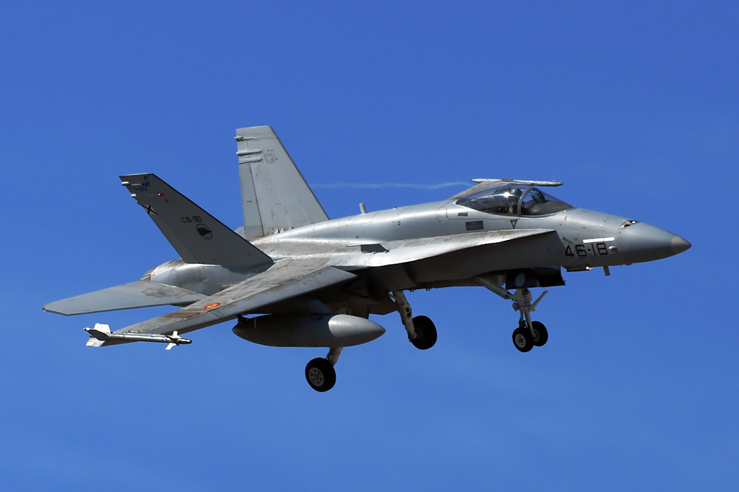 C.15-90 / 46-18 · McDonnell Douglas F/A-18A Hornet · (LPA / GCLP)