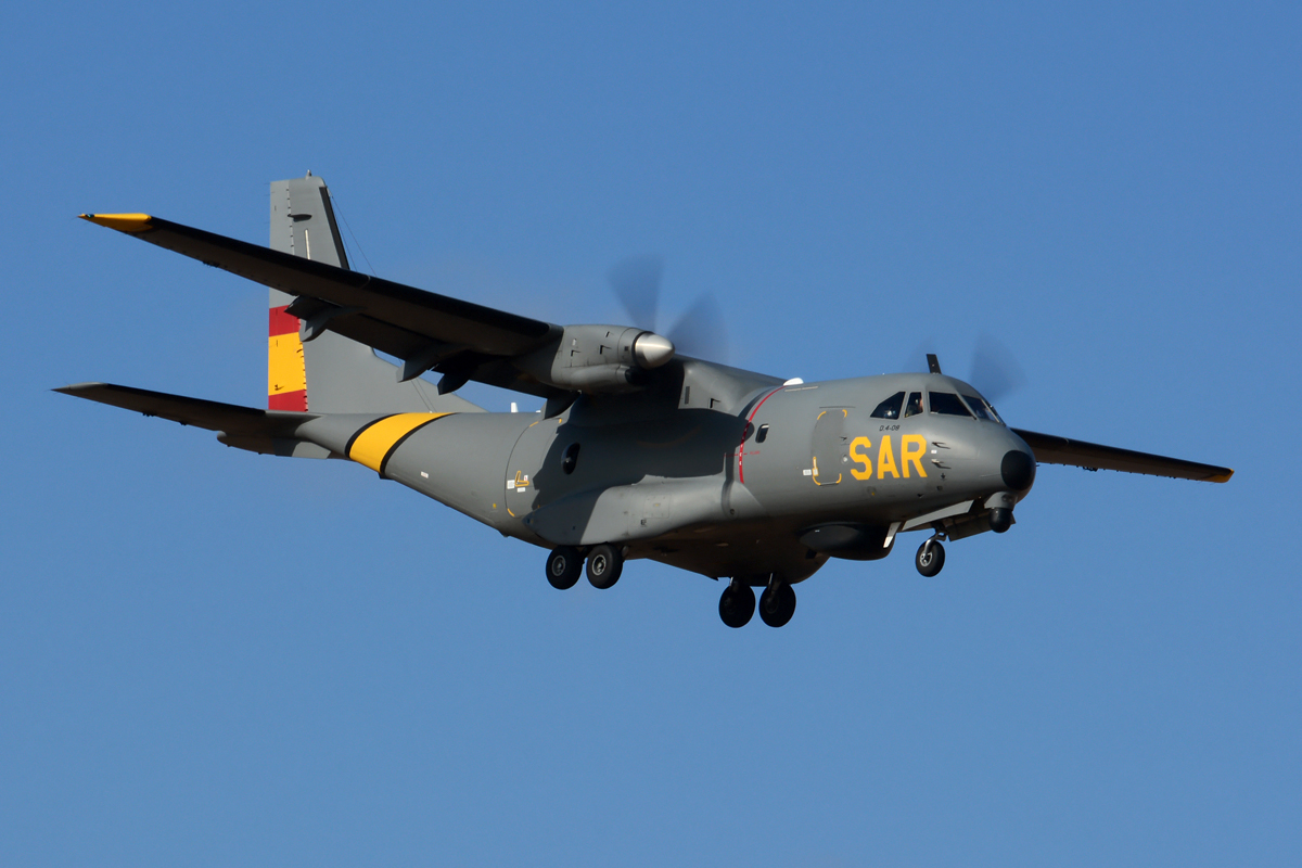 T.19B-14 · CASA CN-235-100M · (LPA / GCLP)
