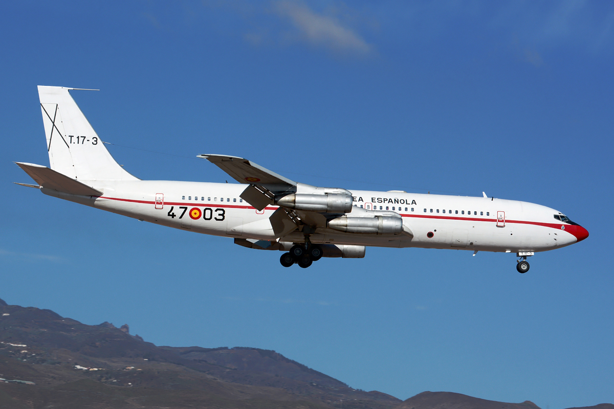 T.17-3 · Boeing 707-368C(KC) · (LPA / GCLP)