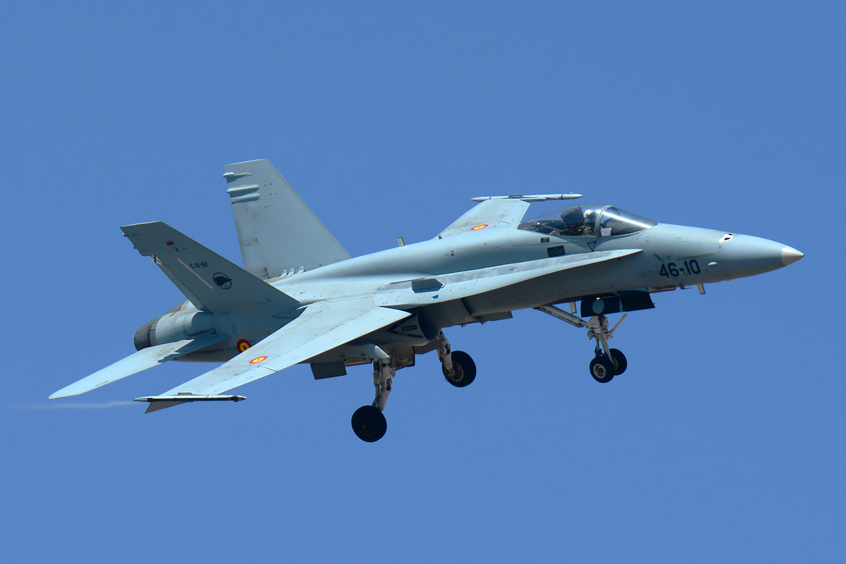 C.15-82 / 46-10 · McDonnell Douglas F/A-18A+ Hornet · (LPA / GCLP)
