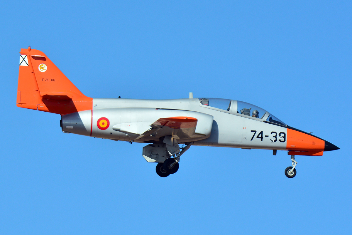 E.25-88 · CASA C-101EB Aviojet · (LPA / GCLP)