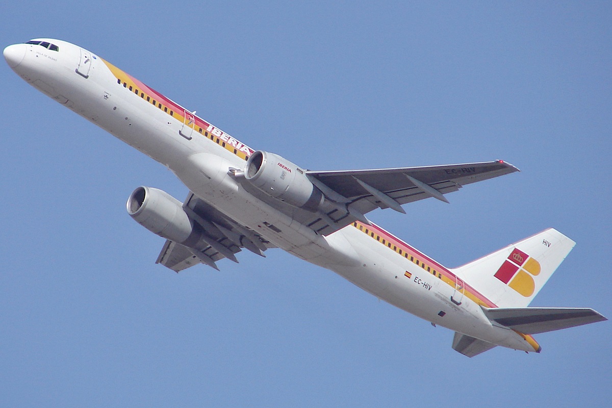 EC-HIV · Boeing 757-256 · (LPA / GCLP)