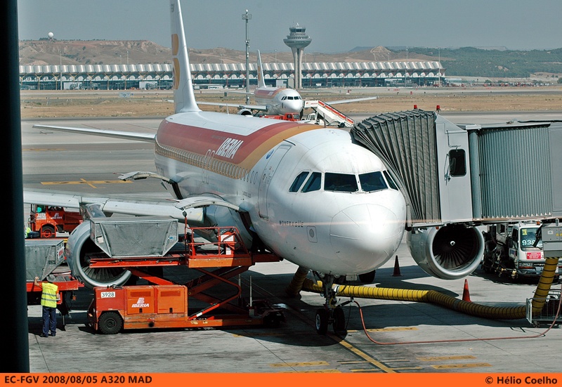 EC-FGV · Airbus A320-211 · (MAD / LEMD)