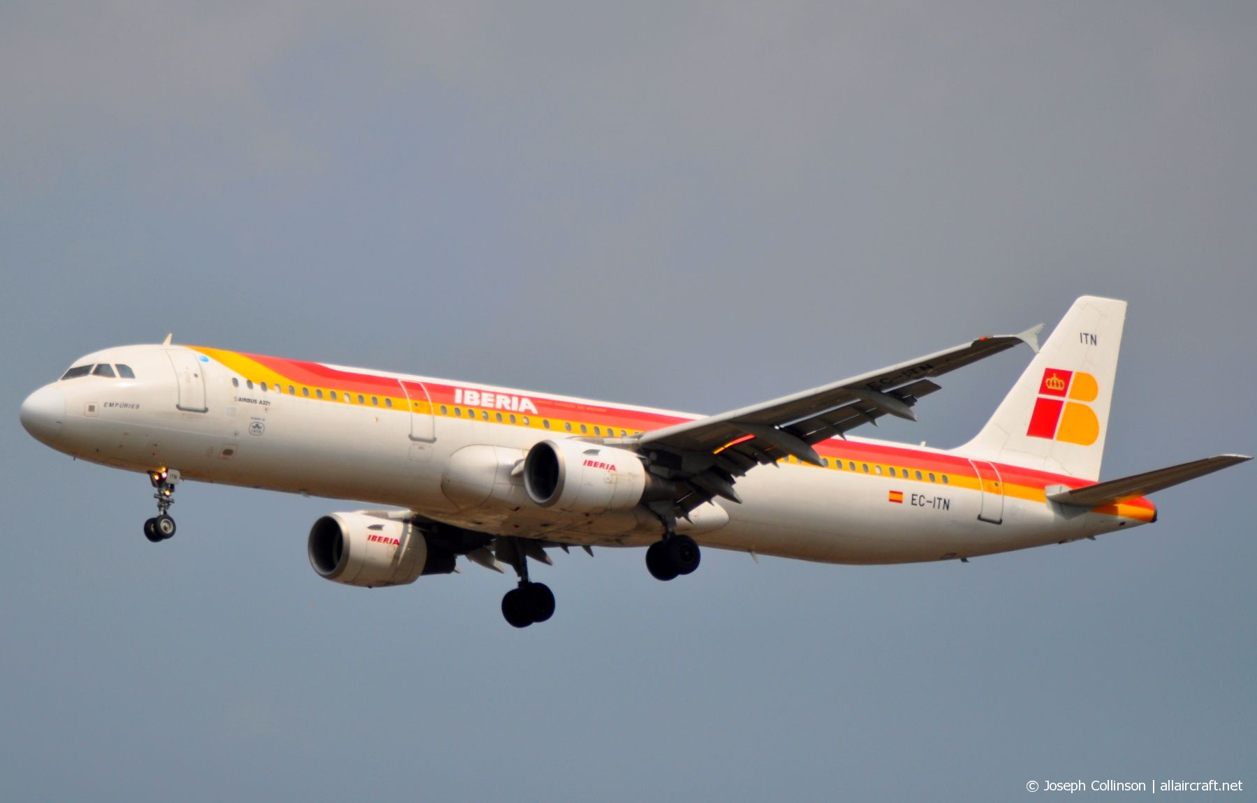EC-ITN · Airbus A321-211 · (LHR / EGLL)