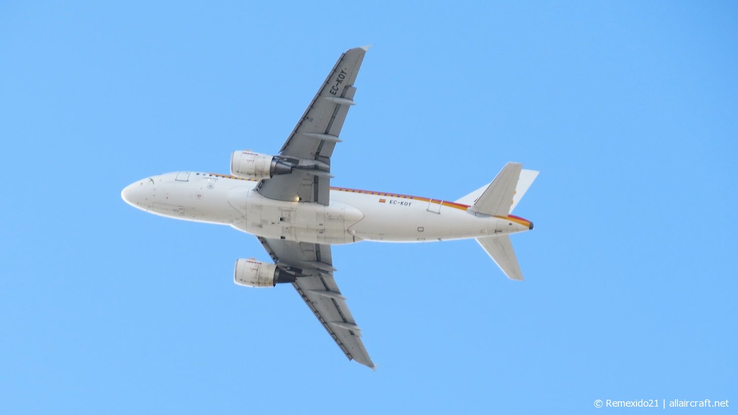EC-KOY · Airbus A319-111 · (LIS / LPPT)