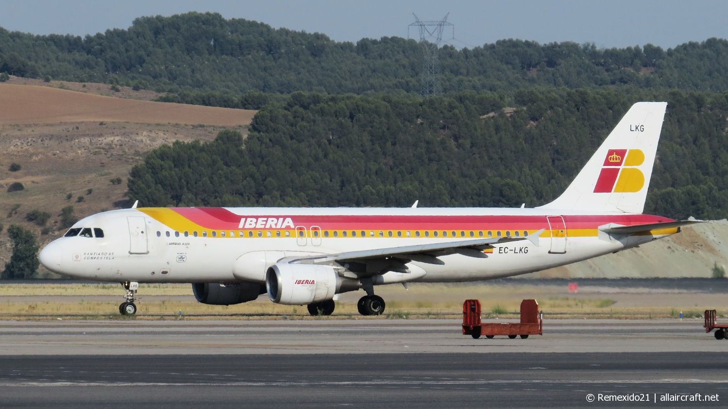 EC-LKG · Airbus A320-214 · (MAD / LEMD)