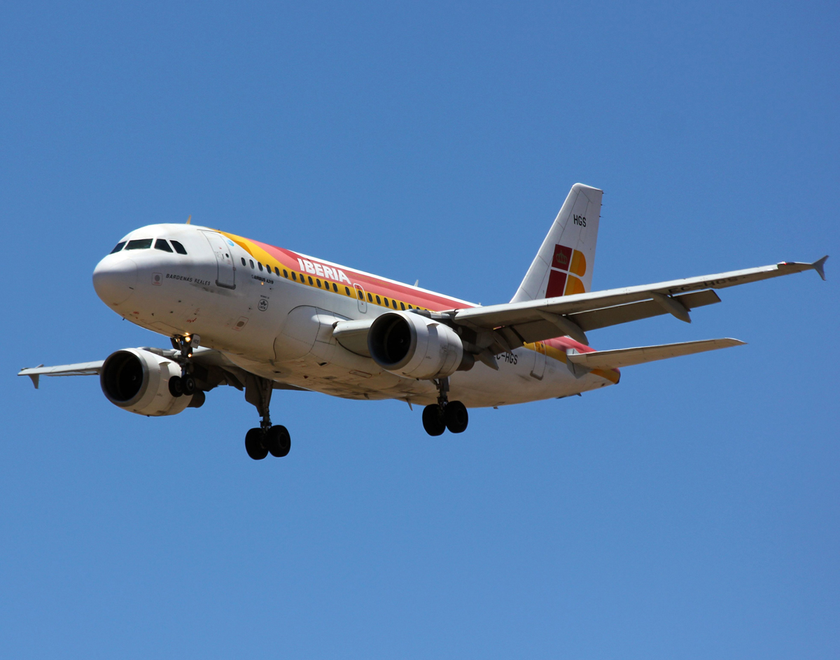 EC-HGS · Airbus A319-111 · (LPA / GCLP)