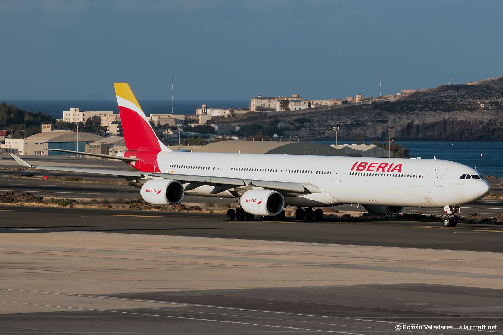 EC-IQR · Airbus A340-642 · (LPA / GCLP)