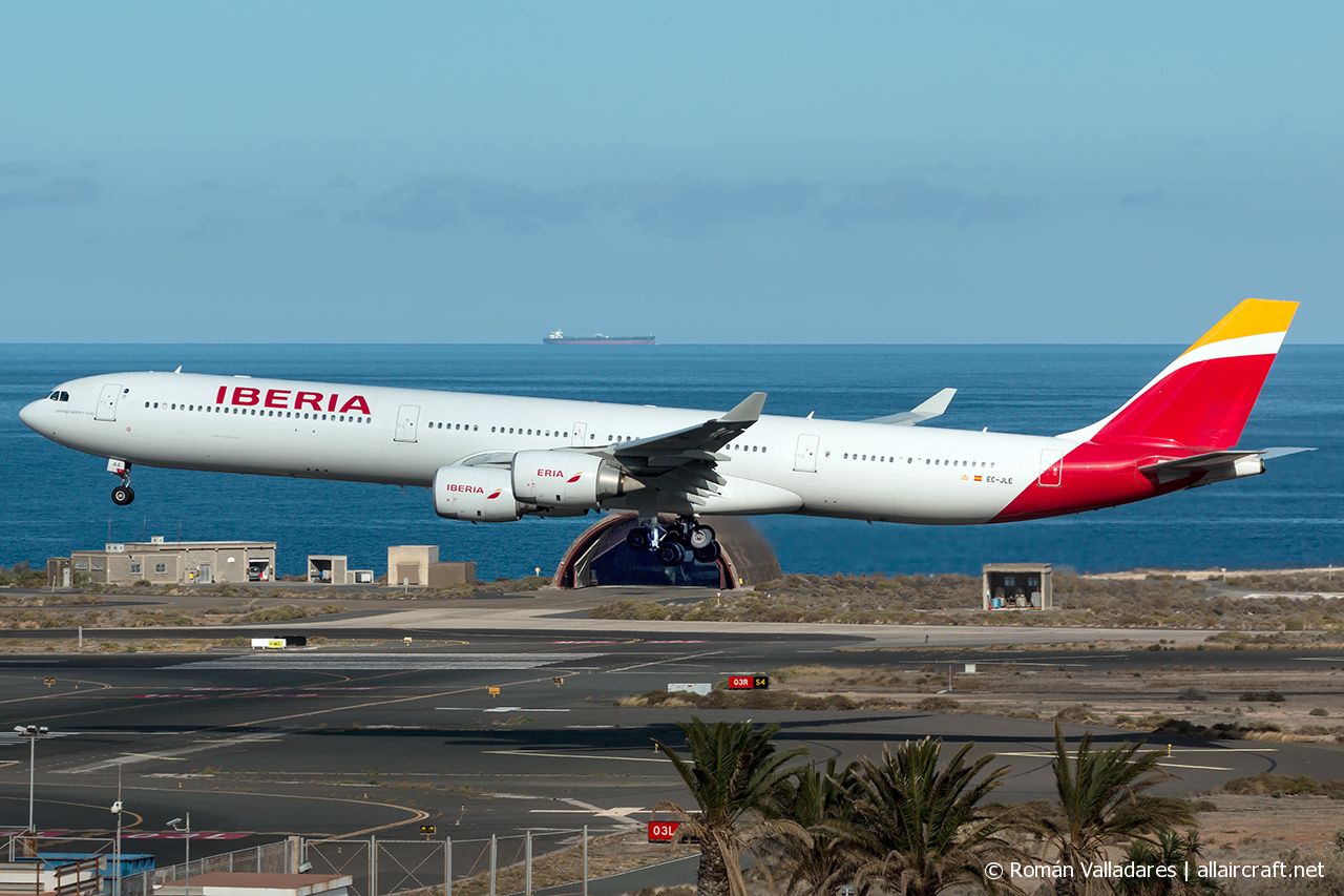 EC-JLE · Airbus A340-642 · (LPA / GCLP)