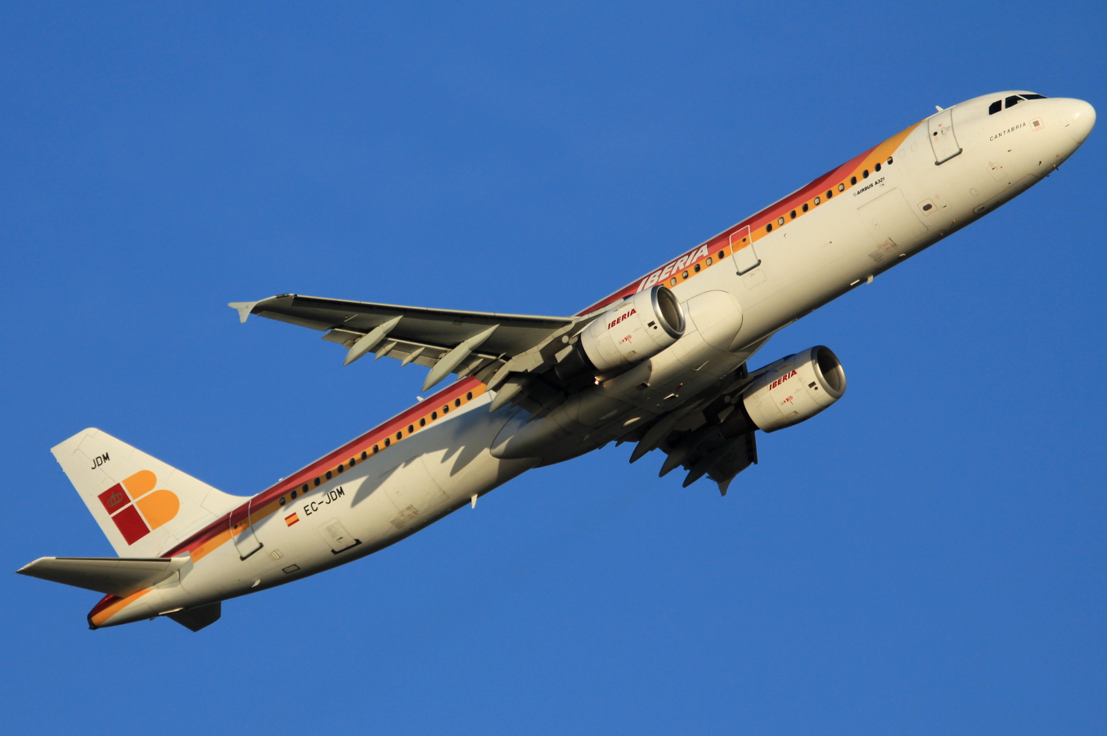 EC-JDM · Airbus A321-213 · (FCO / LIRF)