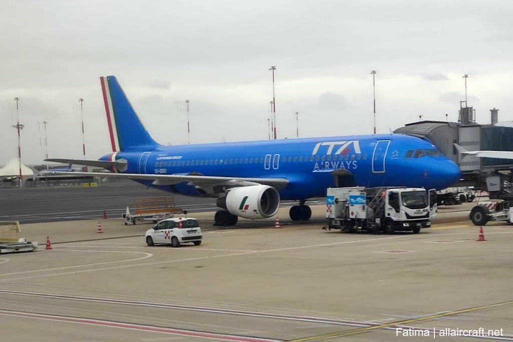 EI-DSU · Airbus A320-216 · (FCO / LIRF)