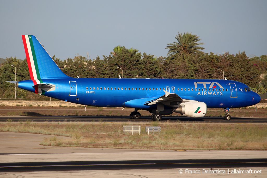 EI-DTL · Airbus A320-216 · (MLA / LMML)