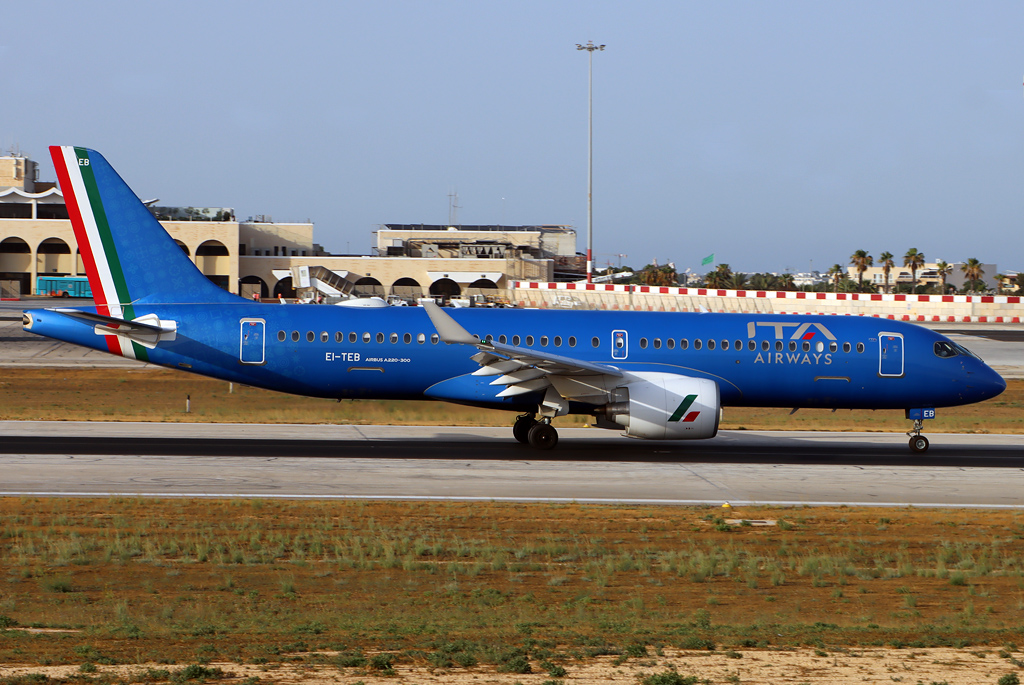 EI-TEB · Airbus A220-300 · MLA / LMML