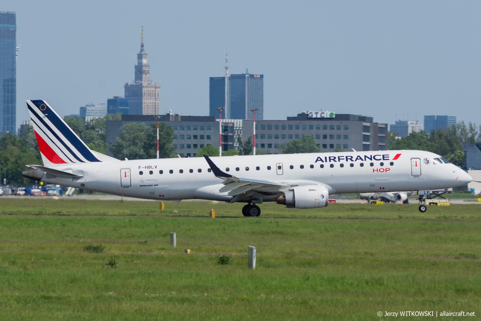 F-HBLV · Embraer ERJ-190STD · (WAW / EPWA)