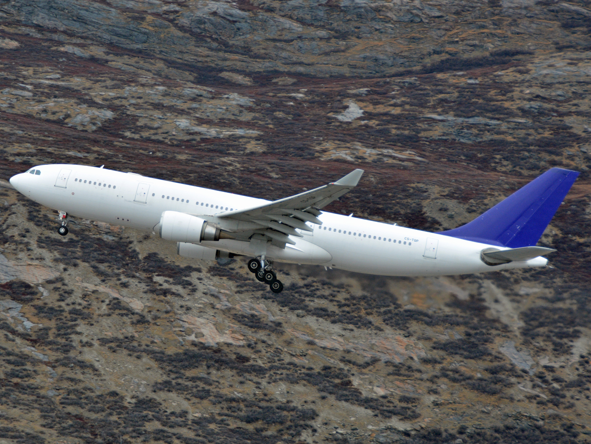 CS-TQP · Airbus A330-202 · (SFJ / BGSF)
