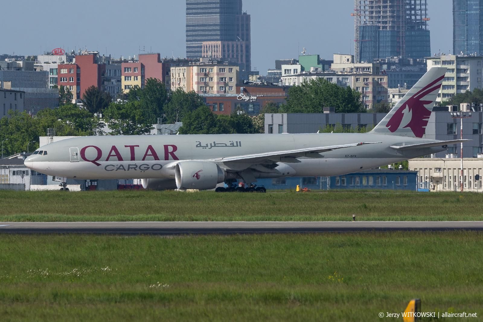 A7-BFK · Boeing 777-FDZ · (WAW / EPWA)