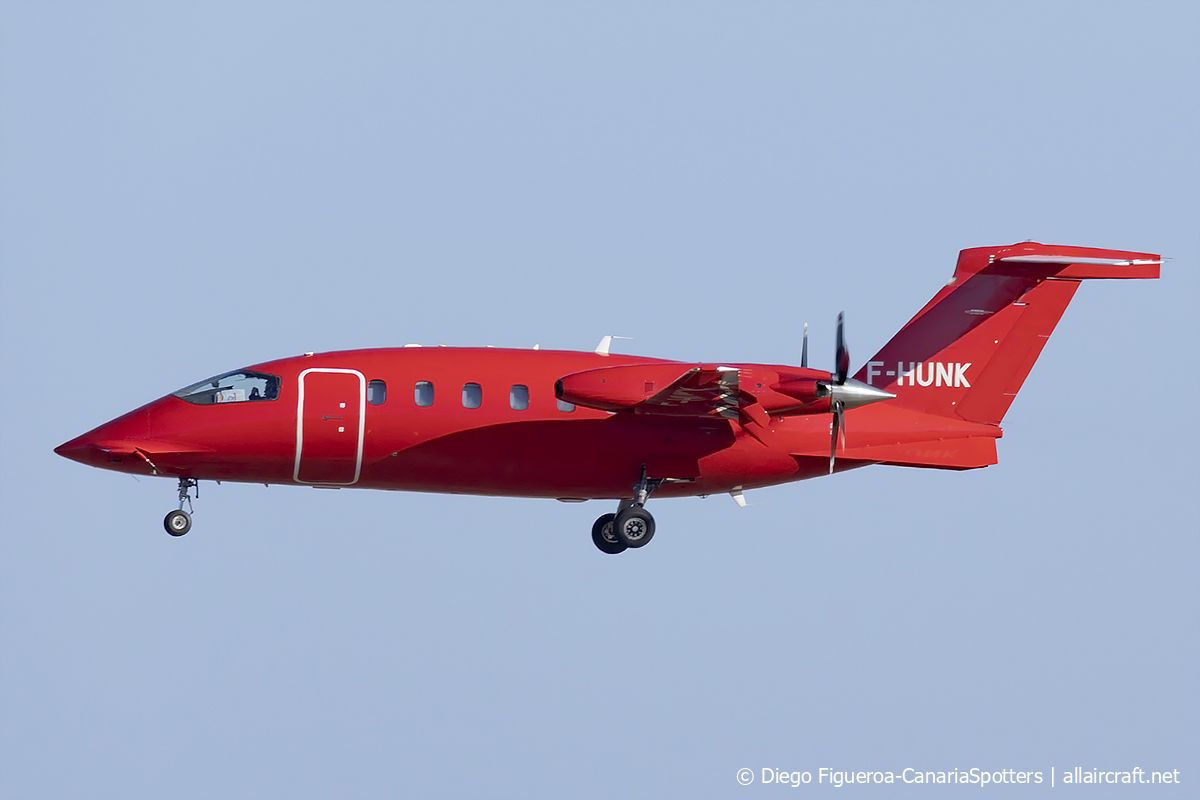 F-HUNK · Piaggio P-180 Avanti II · (LPA / GCLP)