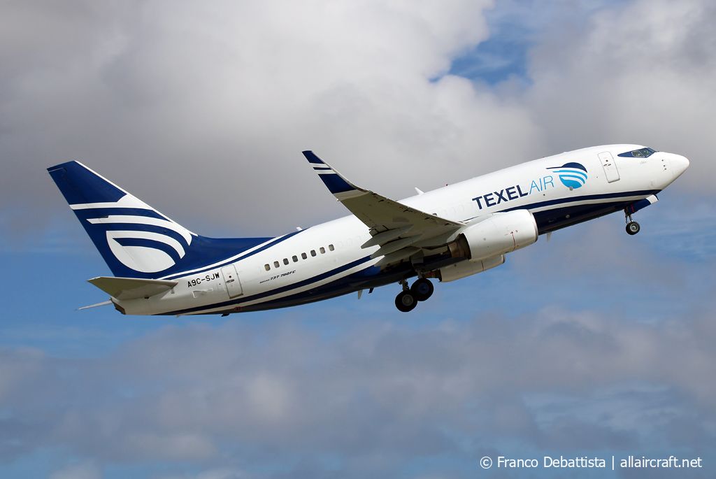 A9C-SJW · Boeing 737-7K2(FC)(WL) · (MLA / LMML)