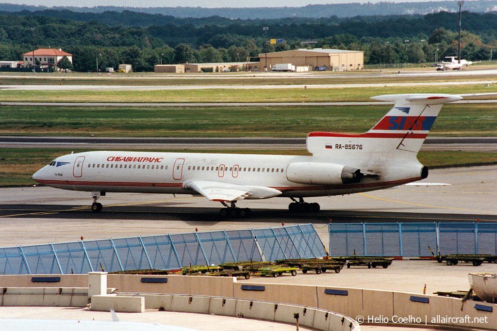 RA85676 · Tupolev Tu-154-M · (FRA / EDDF)