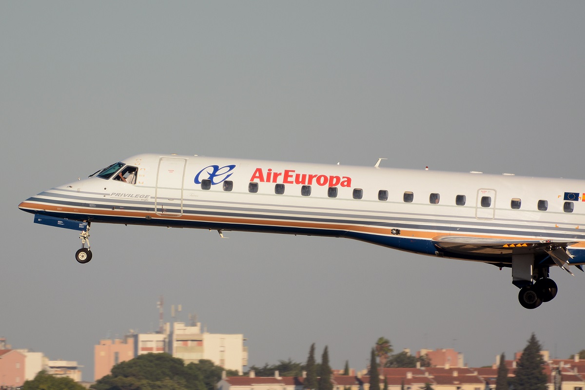 EC-KSS · Embraer ERJ-145MP · (LIS / LPPT)