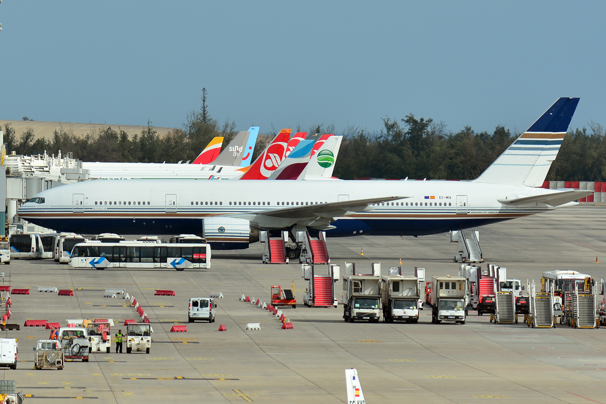 EC-MIA · Boeing 777-28E/ER · (LPA / GCLP)