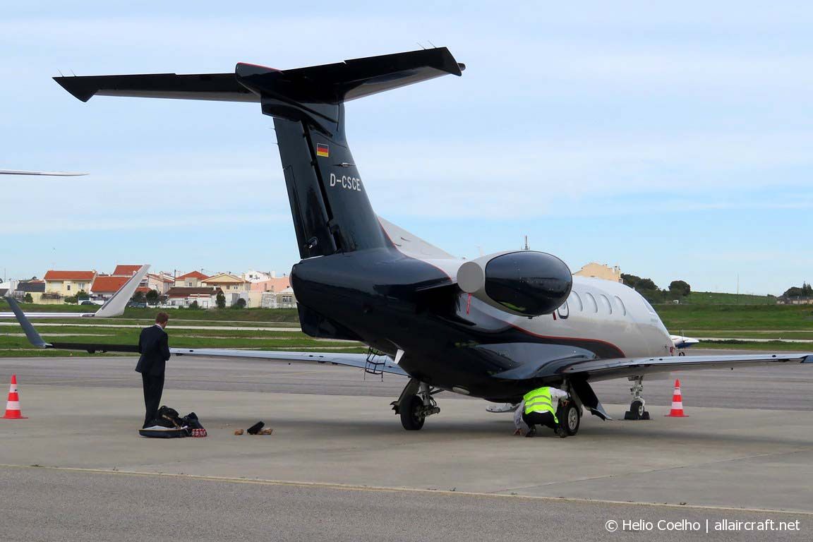 D-CSCE · Embraer 505 Phenom 300 · (LPCS)